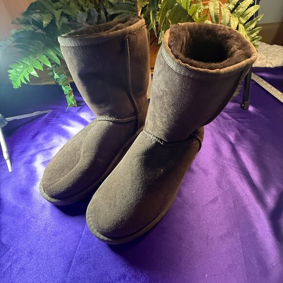 NWOT ๐Cozie Steps Water Repellent Sheepskin Suede Mid-Calf Boot - Picture 1 of 14